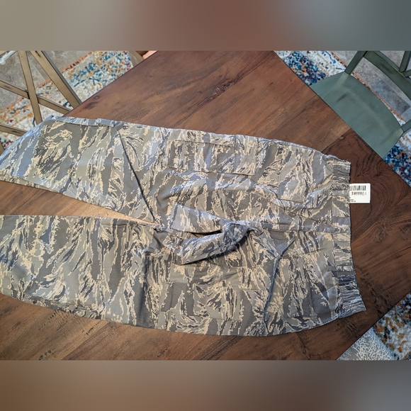 NWT U.S. Air Force Digital Camo Trouser Size  32 Short - Picture 6 of 9